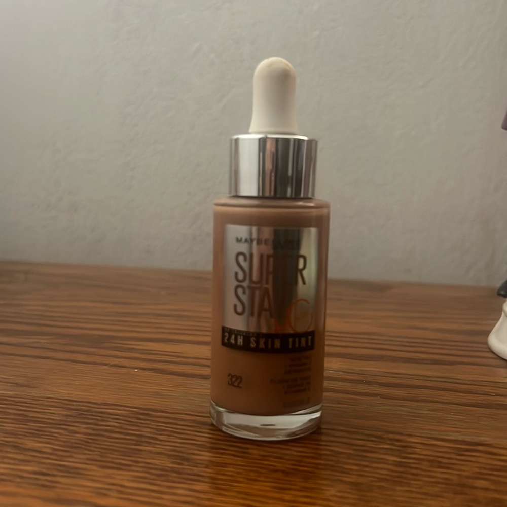 Maybellinee super stay foundation